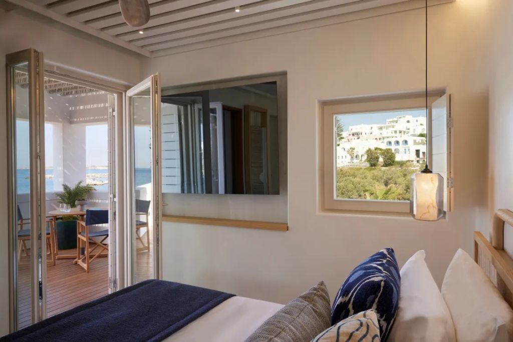 Zimmer mit Aussicht und Zugang zum Balkon