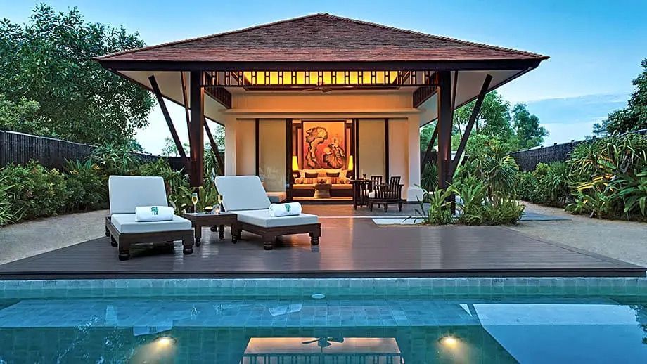 Luxuriöse Doppel Pool Villa mit Terrasse und Swimmingpool im Banyan Tree Lang Co