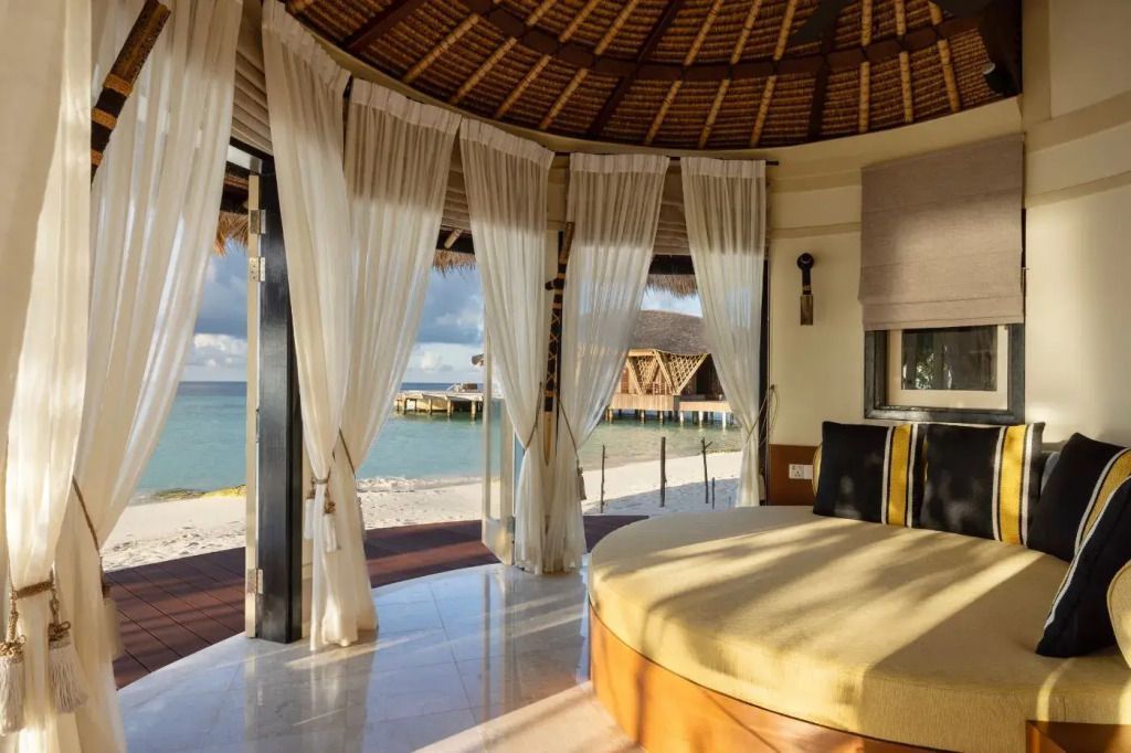 Villa mit Meerblick und direktem Zugang zum Strand.