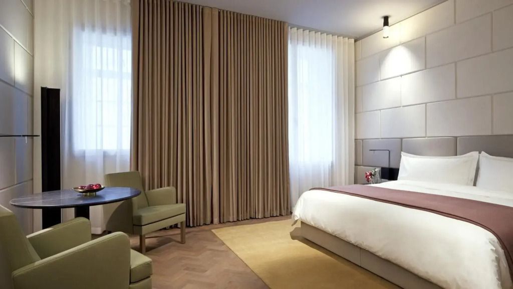 Superior Grand Doppelzimmer mit neutralen Farben und entspannender Atmosphäre
