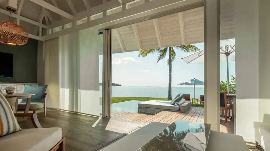 Offene Villa mit Meerblick und Terrasse im Four Seasons Resort Mauritius