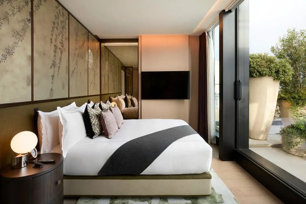 Luxuriöses Schlafzimmer im Mayfair Penthouse des Mandarin Oriental Mayfair