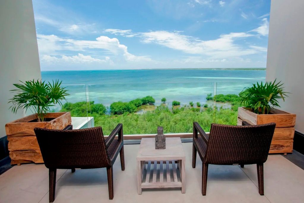 Atemberaubender Meerblick von der privaten Terrasse der Suite