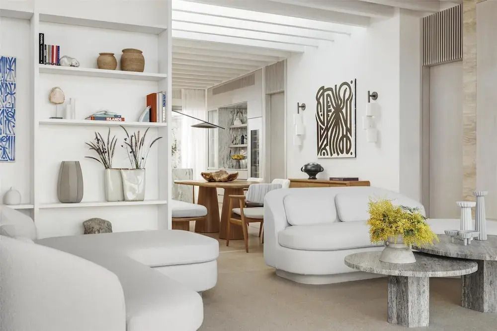 Geräumiges Wohnzimmer mit luxuriöser Einrichtung und Dekoration