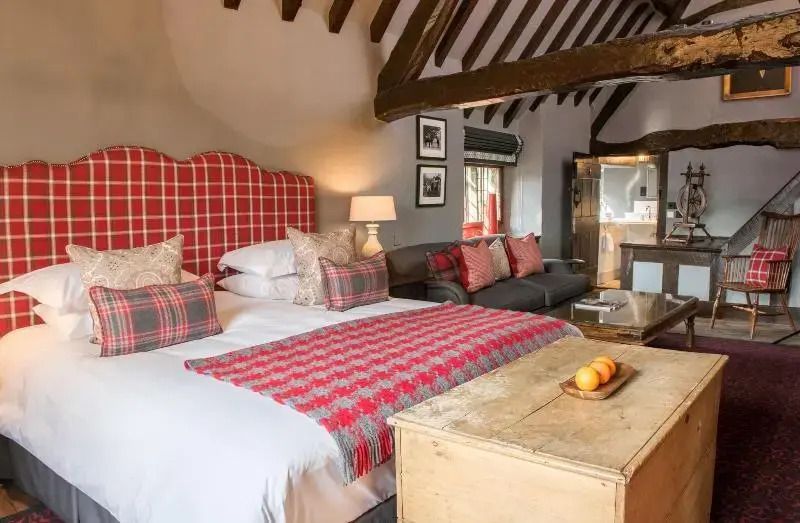 Doppelzimmer im Landhausstil mit charmanter Einrichtung im The Lygon Arms.