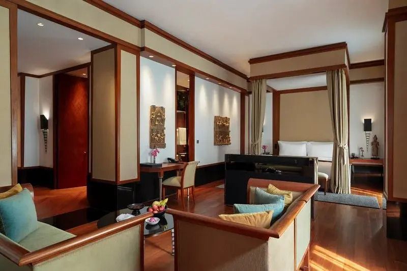 Geräumige Suite mit modernem Design und luxuriösem Ambiente