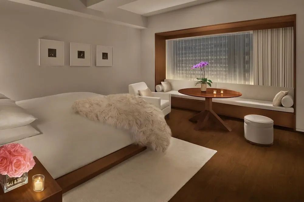Elegantes Premier Doppelzimmer mit Stadtblick und moderner Einrichtung