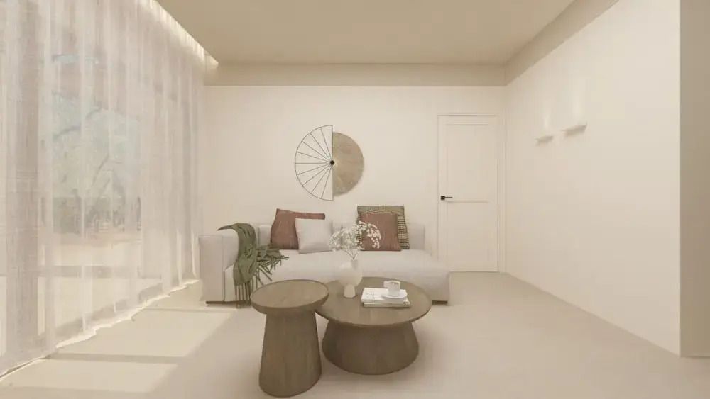 Wohnzimmer mit eleganter Dekoration und natürlichem Licht