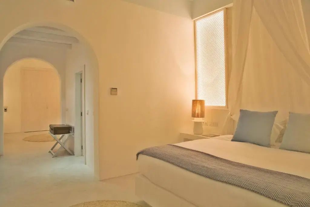 Helles Schlafzimmer in der Superior Suite mit elegantem Dekor