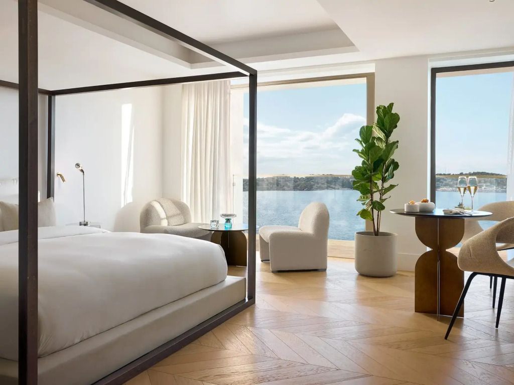 Deluxe Klub Apartment mit Marina-Blick und stilvoller moderner Einrichtung