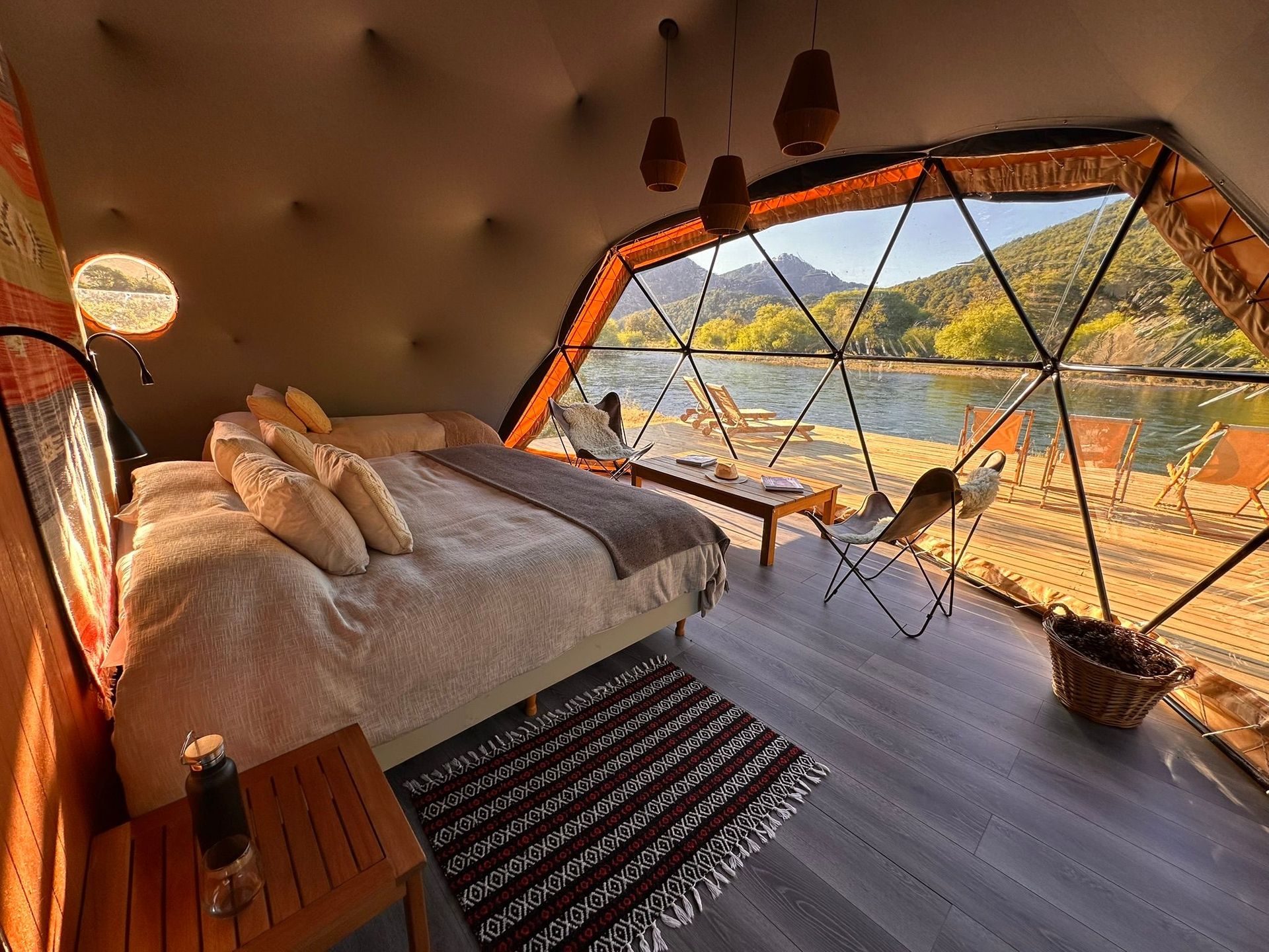 Deluxe Dome, Bild 2 von 3
