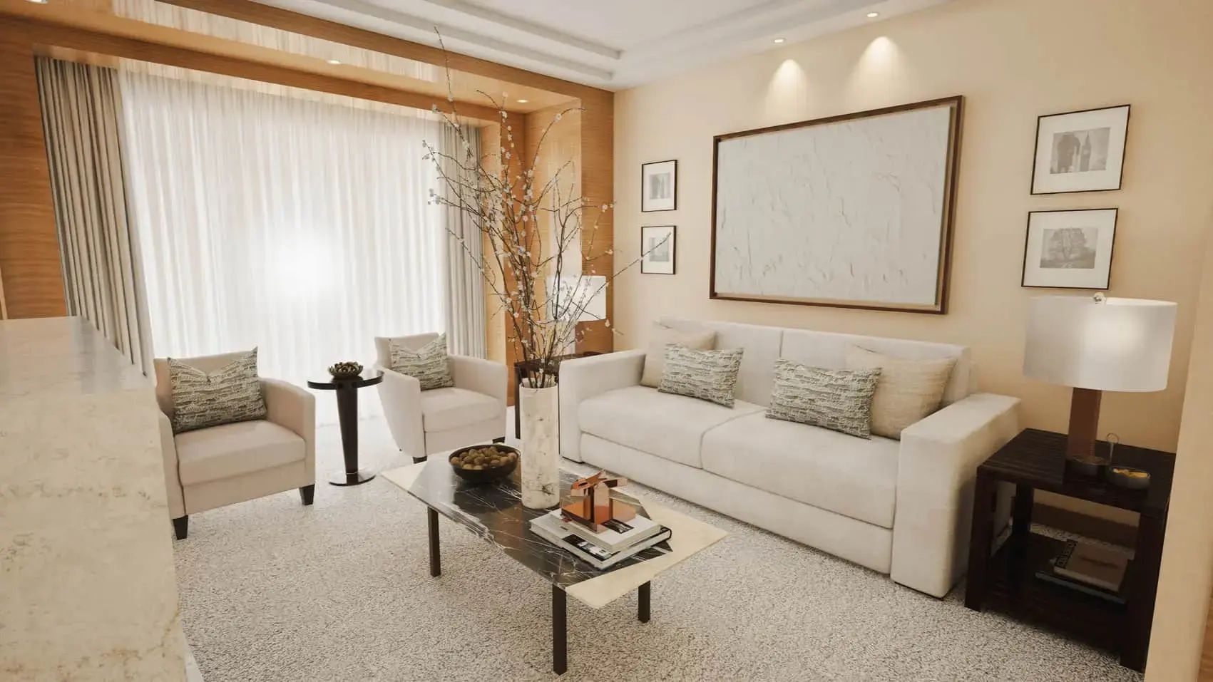 Wohnbereich mit weißem Sofa, Sesseln, Marmortisch und Ästen in einer Vase.