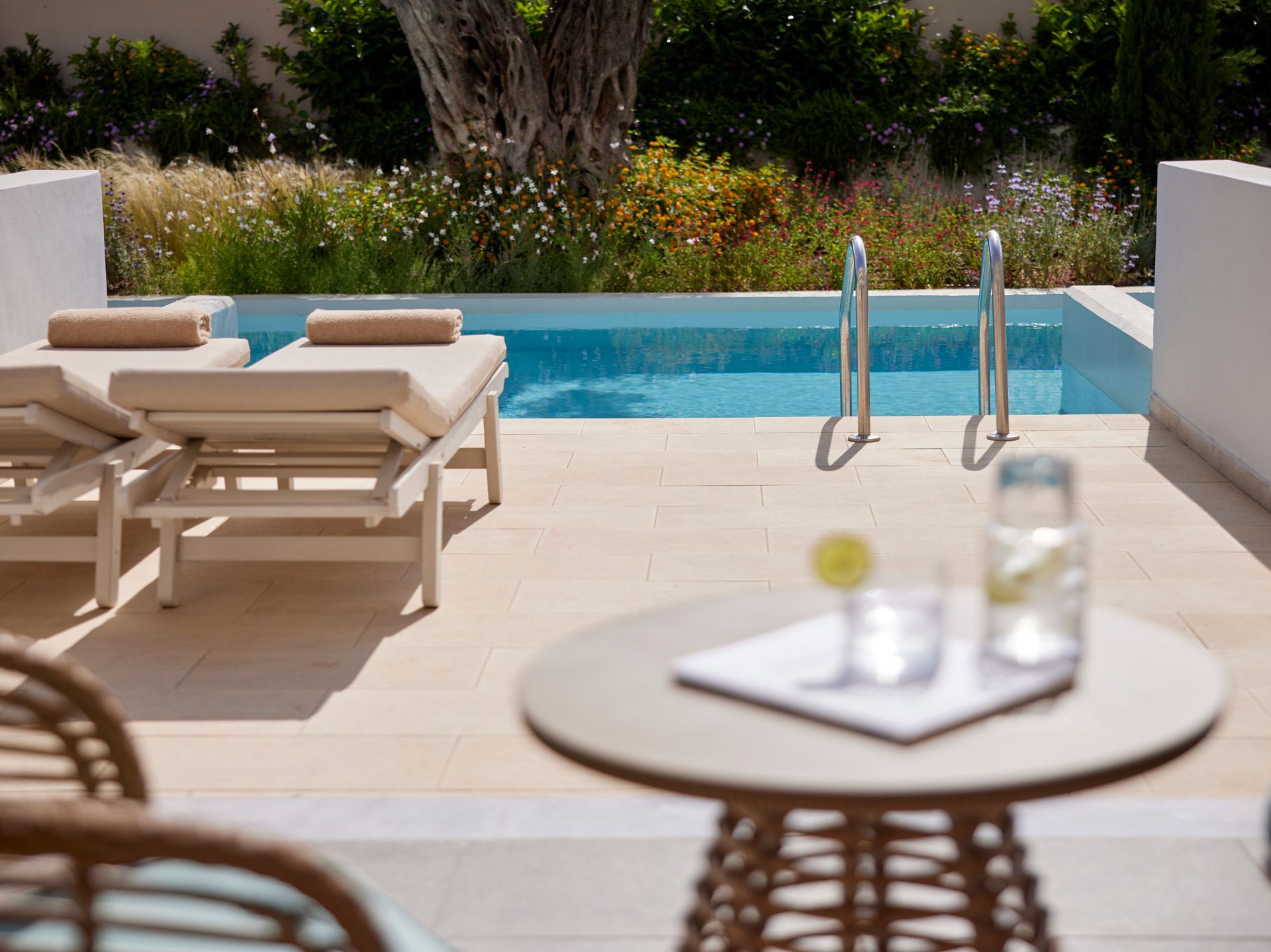 Junior Suite private Pool Garden View, Bild 2 von 3