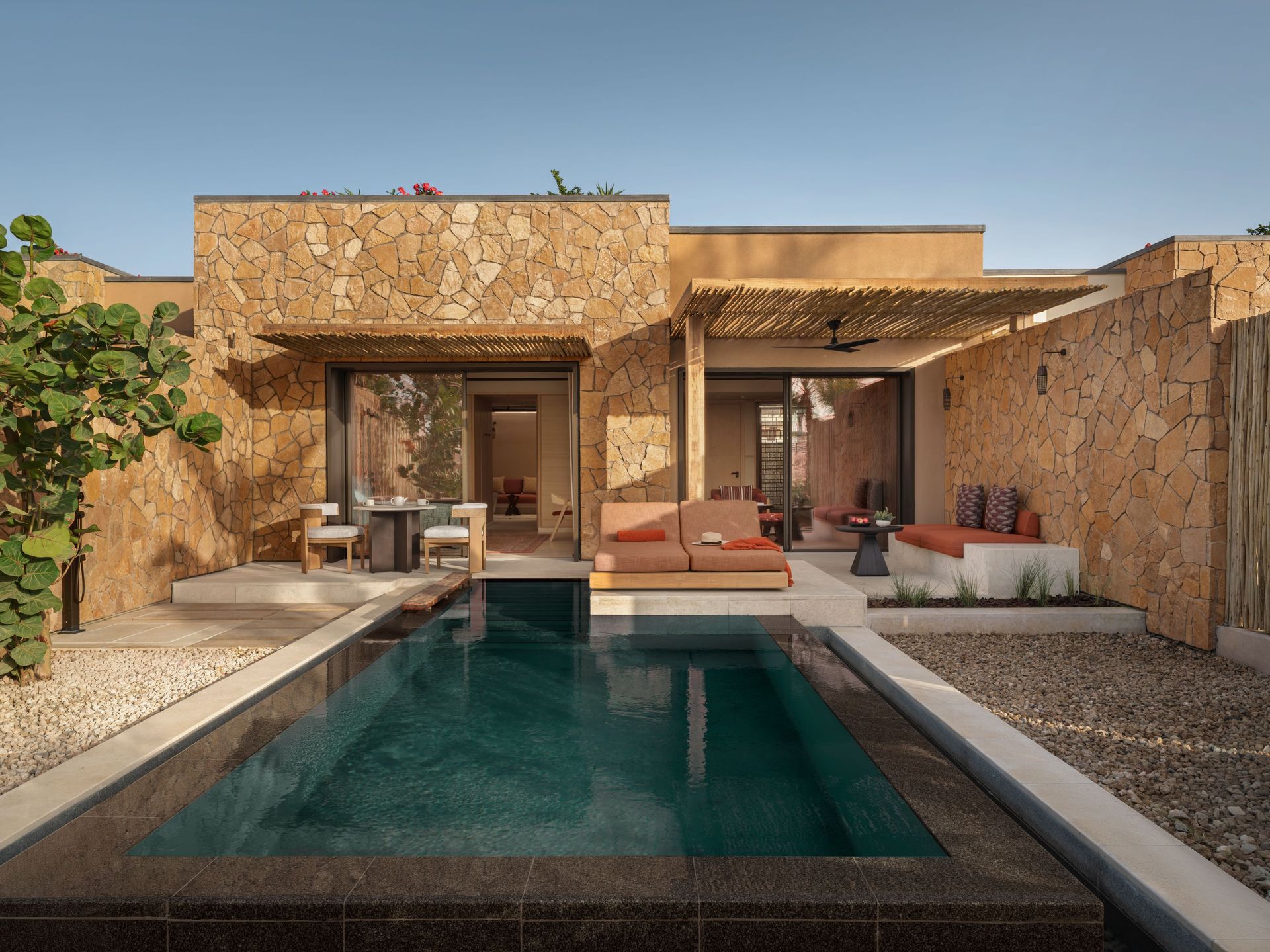 Pool Suite, Bild 1 von 5
