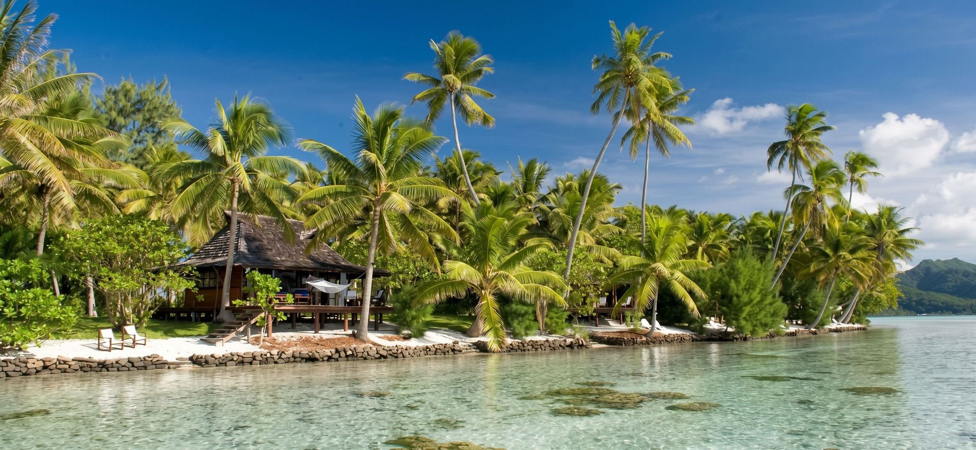 Vahine Island