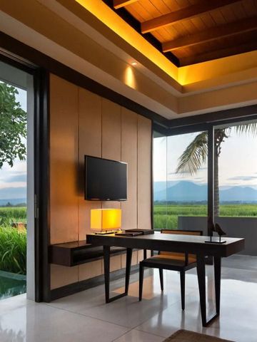 Luxuriöses Zimmer mit Blick auf einen privaten Pool und Landschaft.
