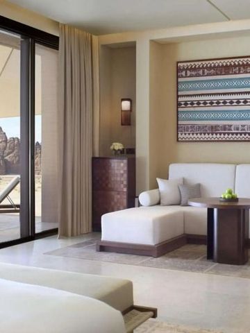 Luxuriöses Zimmer mit privater Terrasse und Wüstenblick