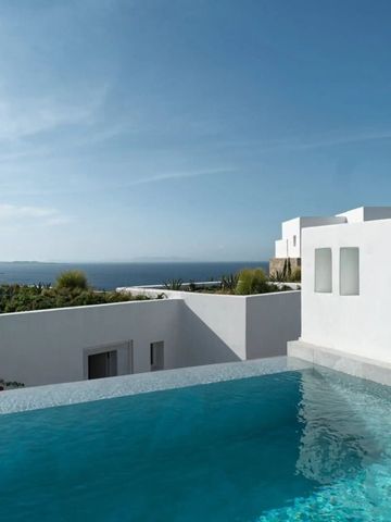 Infinity-Pool mit Blick auf die Ägäis und weiße Architektur