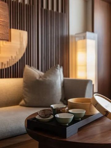 Japanisch inspirierte Entspannungsecke mit Dekorationselementen