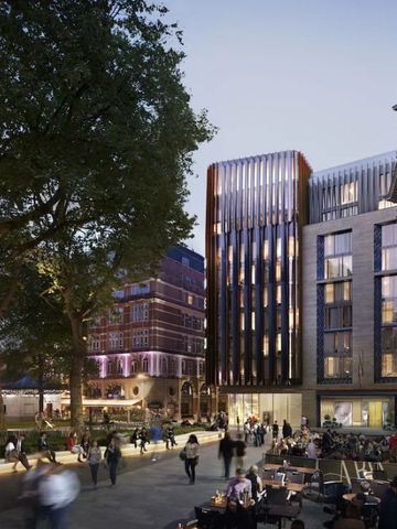 Abendansicht der Fassade des Londoner Hotels mit Straßenbeleuchtung