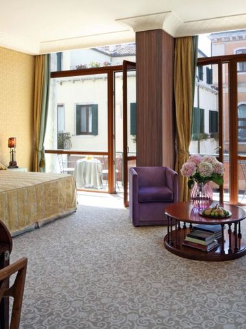 Großzügige Suite mit Balkon und herrlichem Ausblick