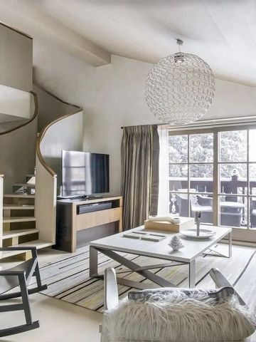 Geräumige Suite mit moderner Einrichtung und Balkonblick im Cheval Blanc Courchevel