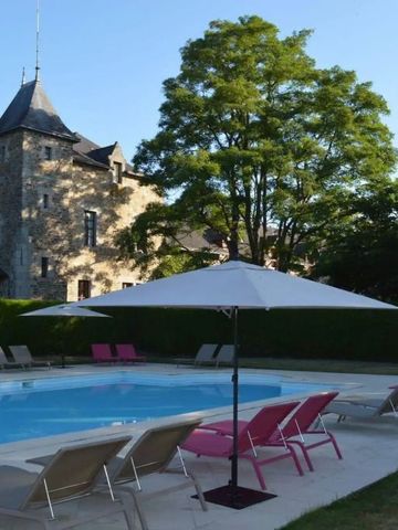 Außenansicht des Pools im Domaine de la Bretesche