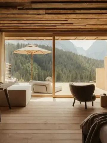 Suite mit Terrasse und spektakulärem Bergblick