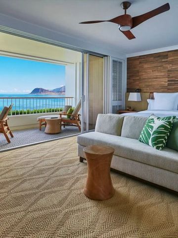 Helles Zimmer mit Balkon und herrlichem Meerblick im Four Seasons Resort Oahu