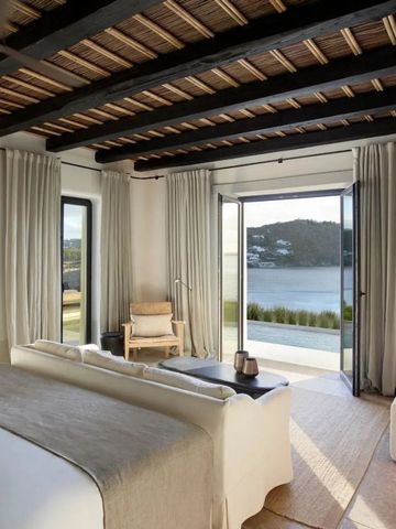 Helles Zimmer mit Zugang zum Pool im Kalesma Mykonos