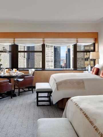 Doppelzimmer mit Stadtblick im Lotte New York Palace, gemütliche Einrichtung