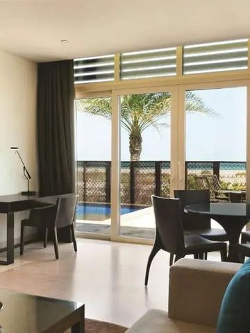 Helles Zimmer mit Meerblick und Zugang zur privaten Terrasse