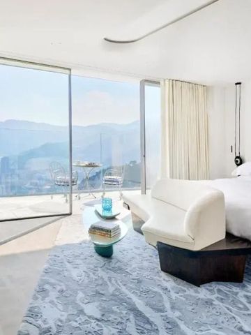 Luxuriöses Zimmer mit Terrasse und Panoramablick