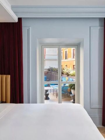 Hotelzimmer mit Zugang zu Terrasse und Außenbereich