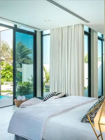 Luxuriöse Villa mit Meerblick und modernem Interieur auf Nurai Island Abu Dhabi