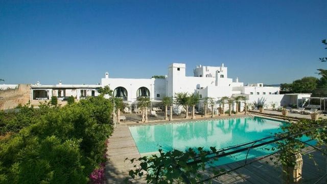 Rocco Forte Masseria Torre Maizza Pool