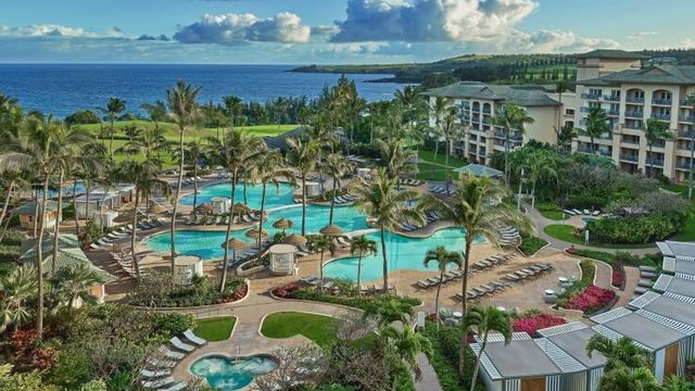The Ritz-Carlton Maui, Kapalua Pool und Meer