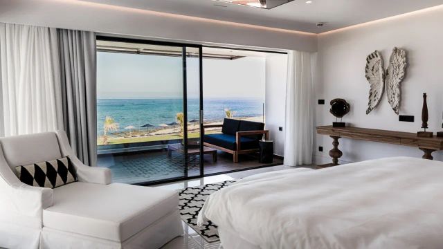 Abaton Island Resort Dream Villa mit Meerblick und hellem Flair