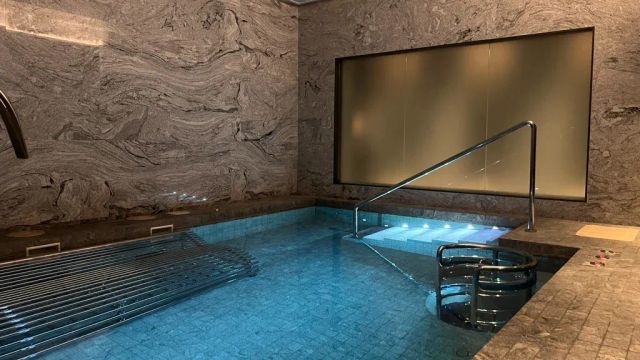 Capella Bangkok Spa Pool