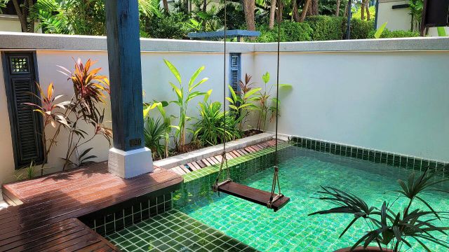 Anantara Lawana Deluxe Pool mit Schaukel