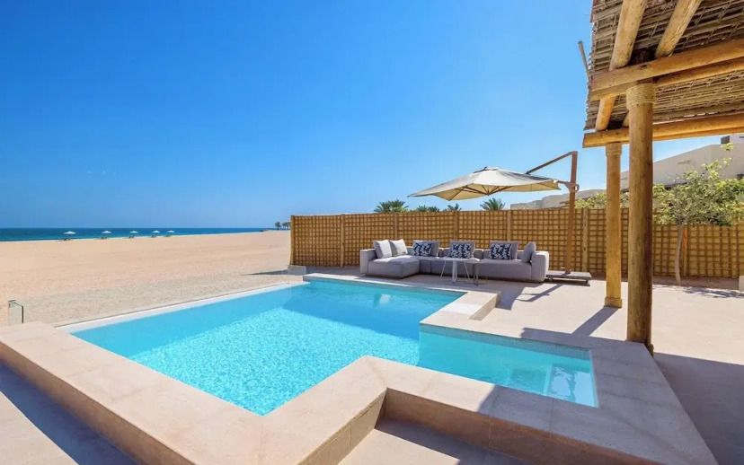 Anantara Sir Bani Yas Island Al Yamm Villa Resort Pool direkt am Strand