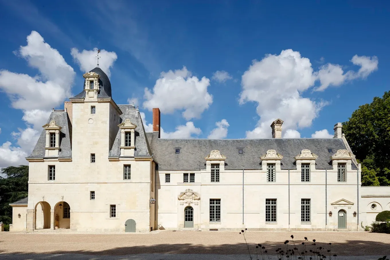 Gebäude des Château Louise de la Vallière