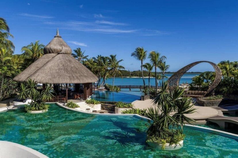 Shangri-La Le Touessrok Pool und Außenbereich