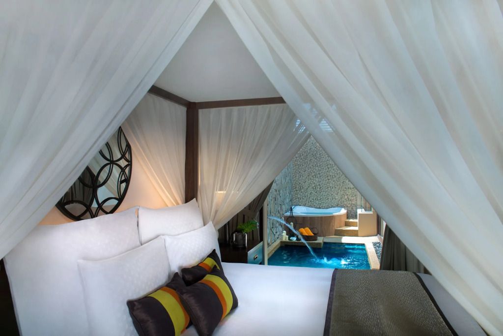 Elegante Villa mit privatem Pool und luxuriöser Bettwäsche